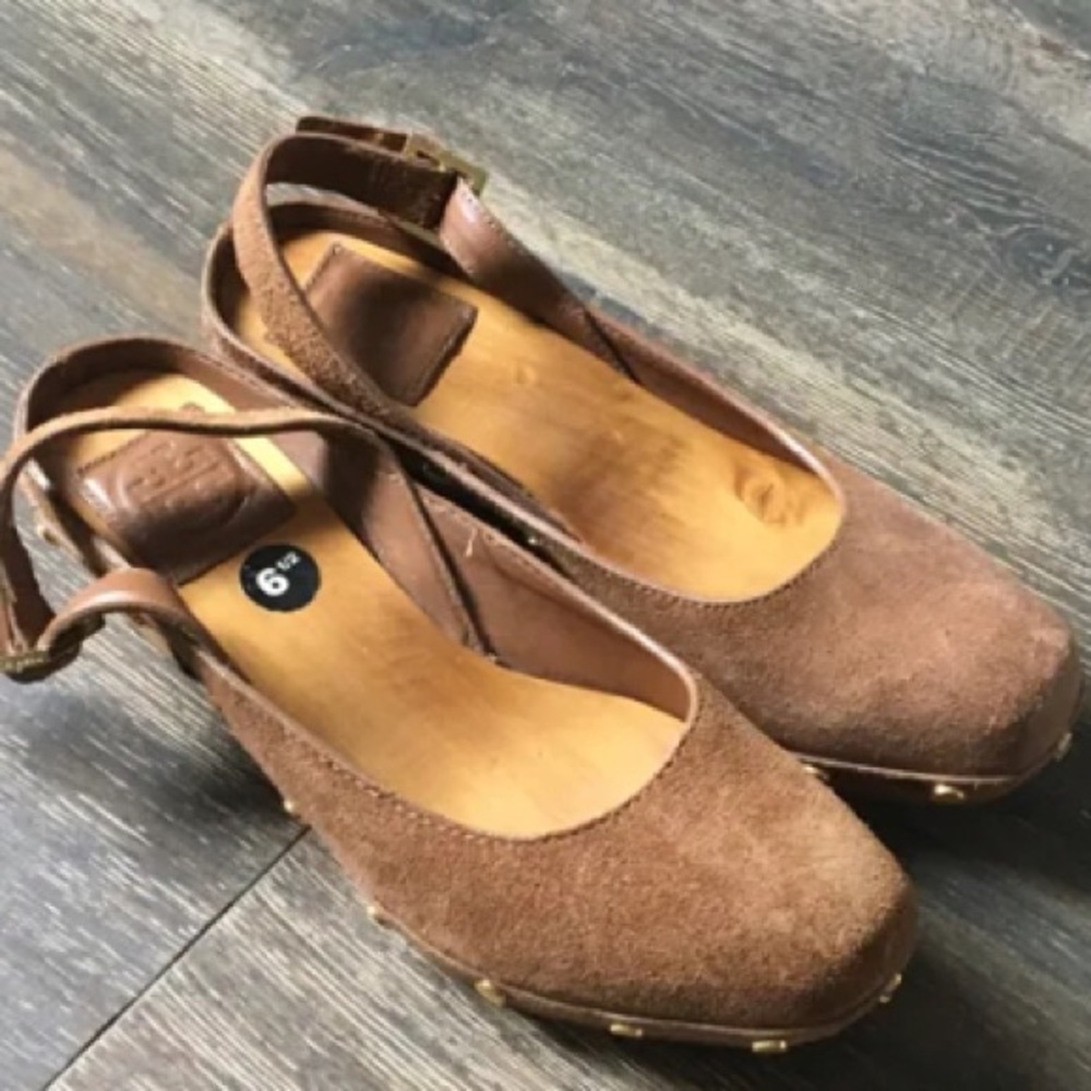 Tory Burch clog style sling back shoes